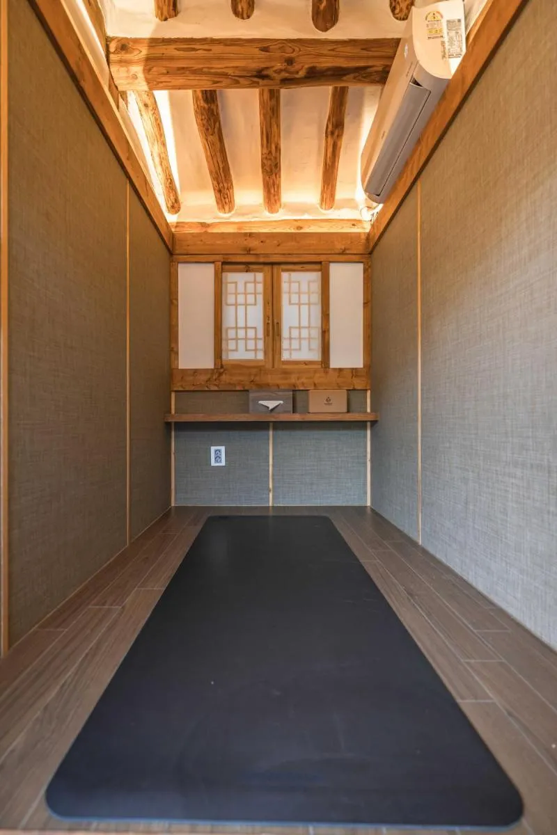 Image 3 of Pine Residence