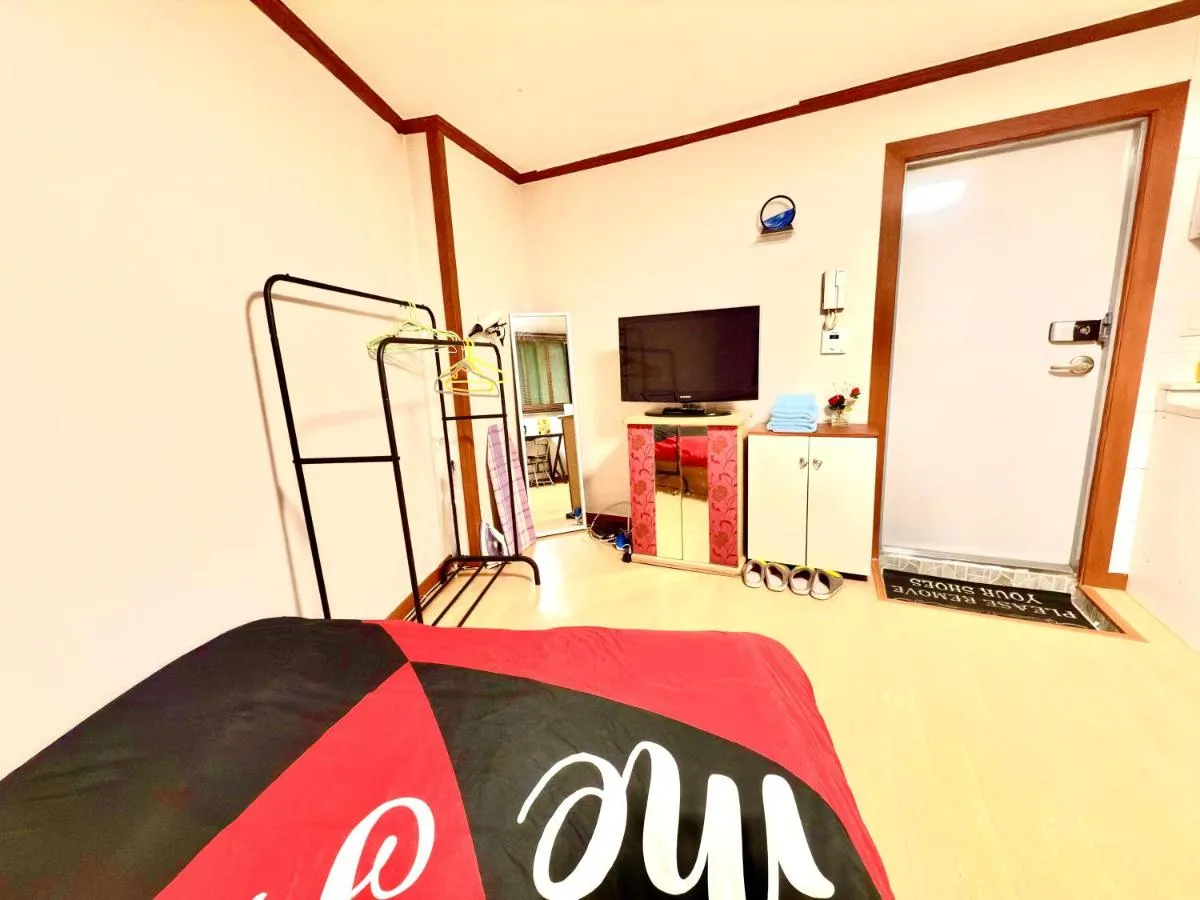 Image 3 of Private Home 1