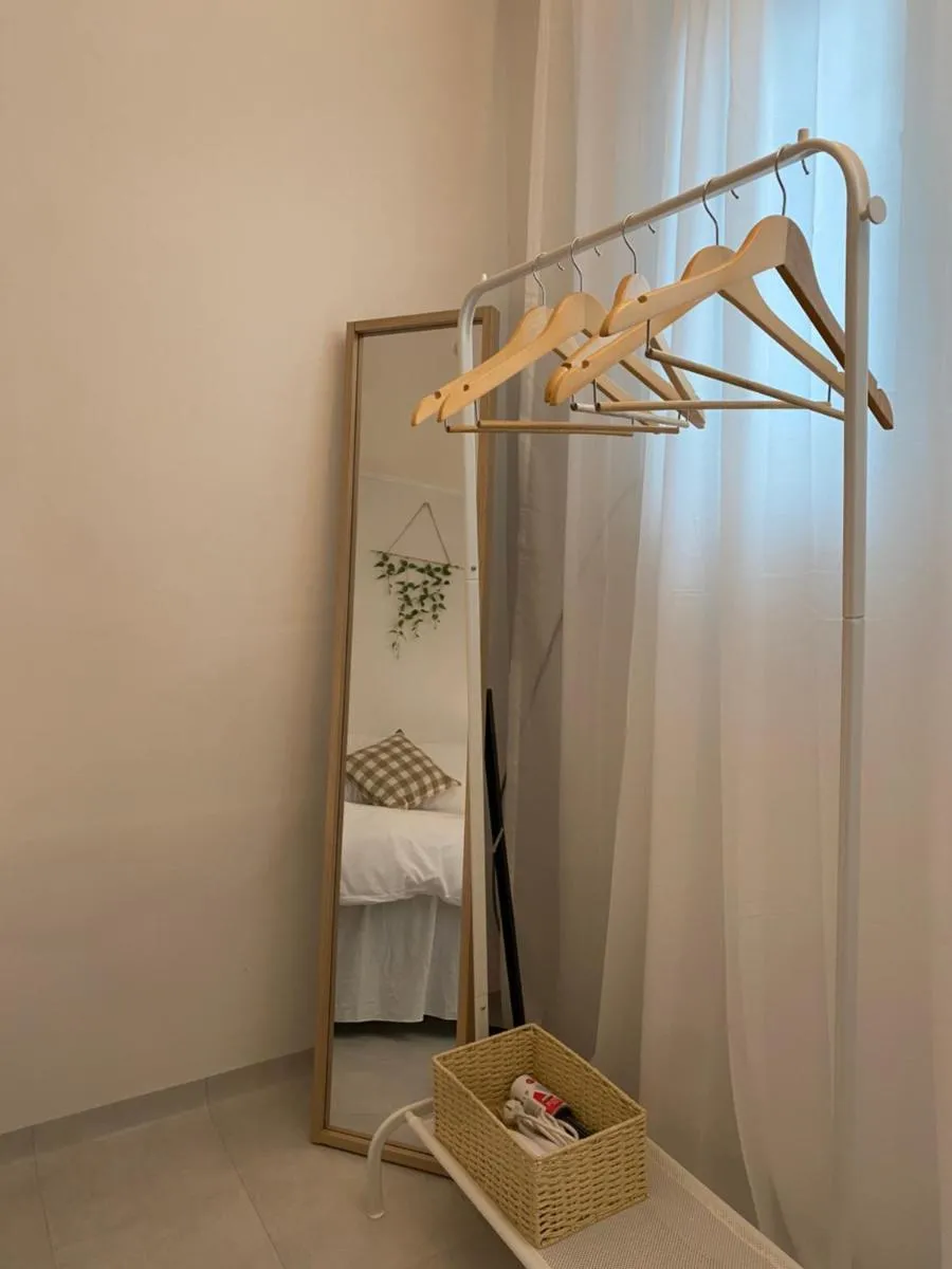 Image 4 of Rise and Shine, Seoul