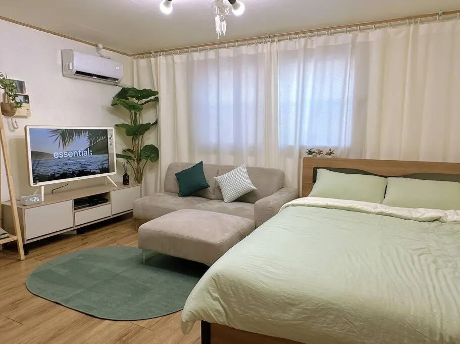 Image of Seoul Station – 1 Minute Away – Cozy house