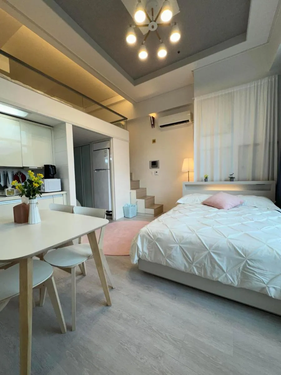 Image 4 of Seoul Station cozy studio
