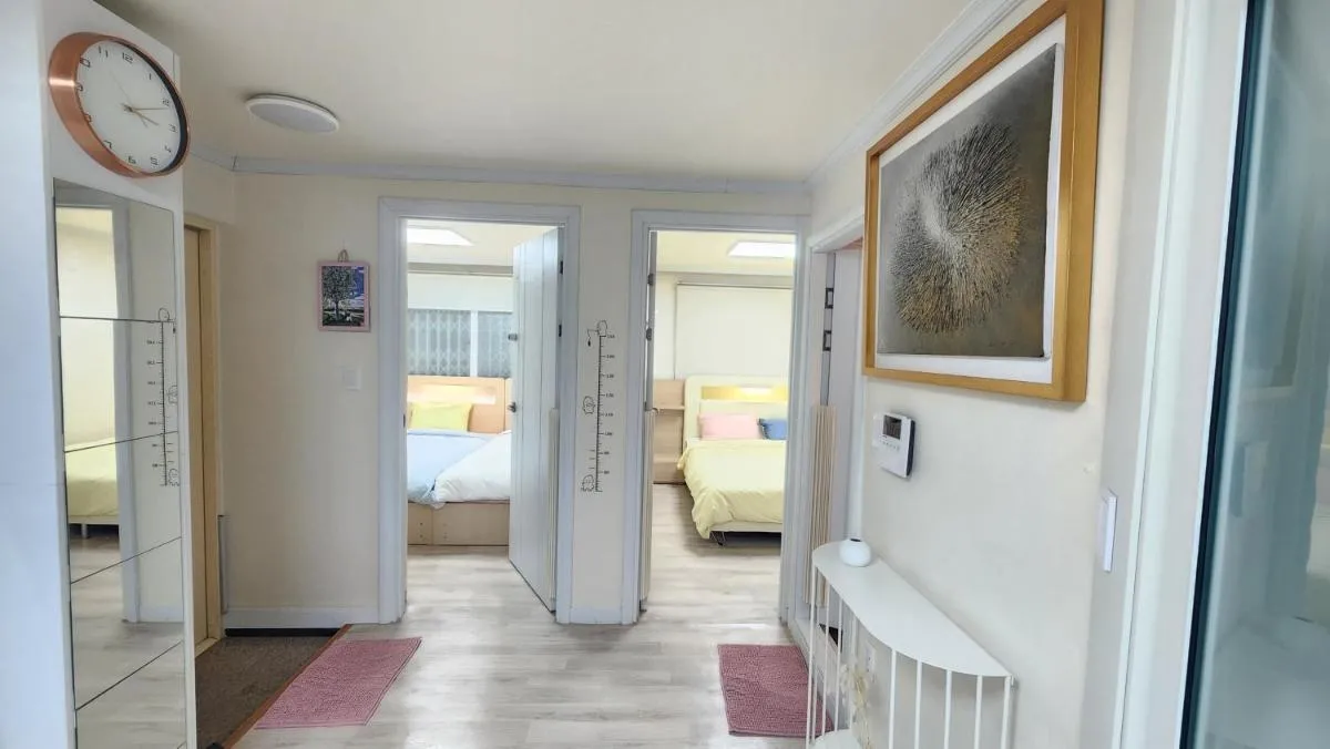 Image 3 of Spring Stay
