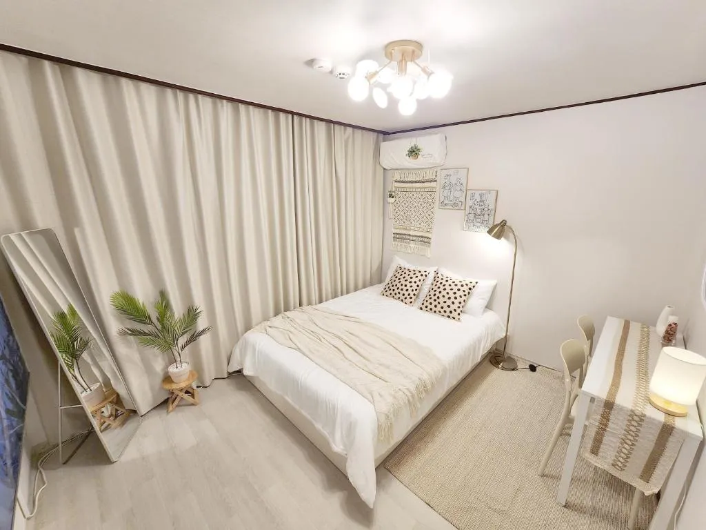 Image of Stay Cha
