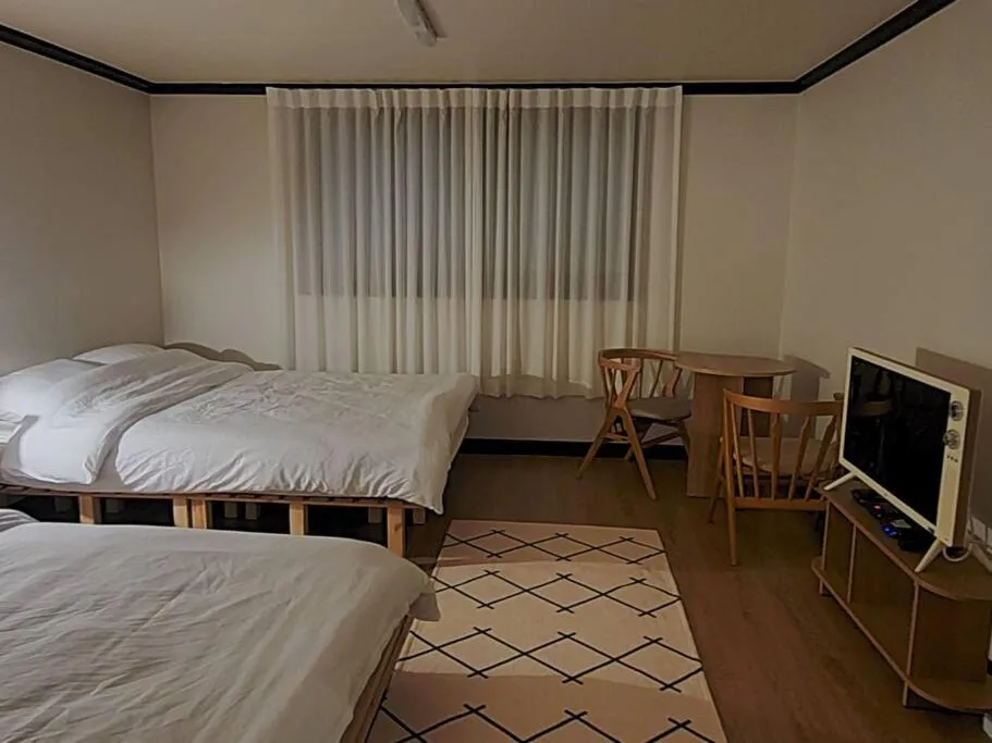 Image 5 of Stay Mellow