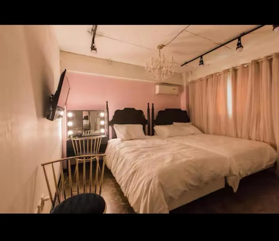 Image of Studio room in the center of Seoul