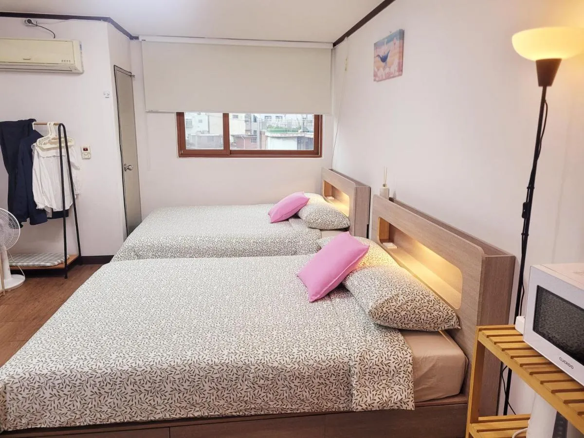 Image 3 of Travel Apartment