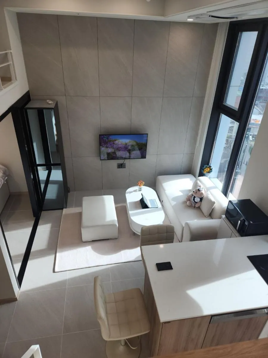 Image 4 of Warm House in a New Building near Dongdaemun History & Culture Park