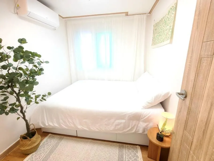 Image 1 of Yoon Stay Seongsu