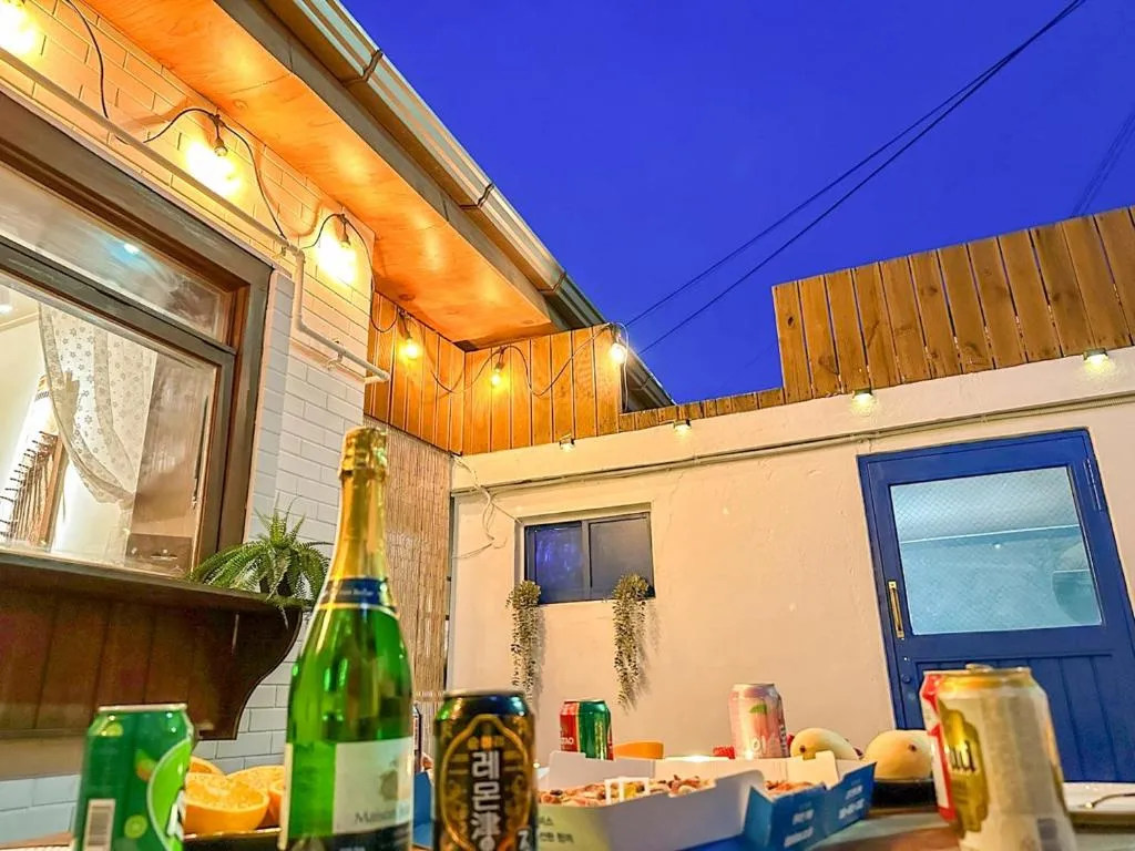 Image of Yunseul- Garden House in the City with Korean Beauty
