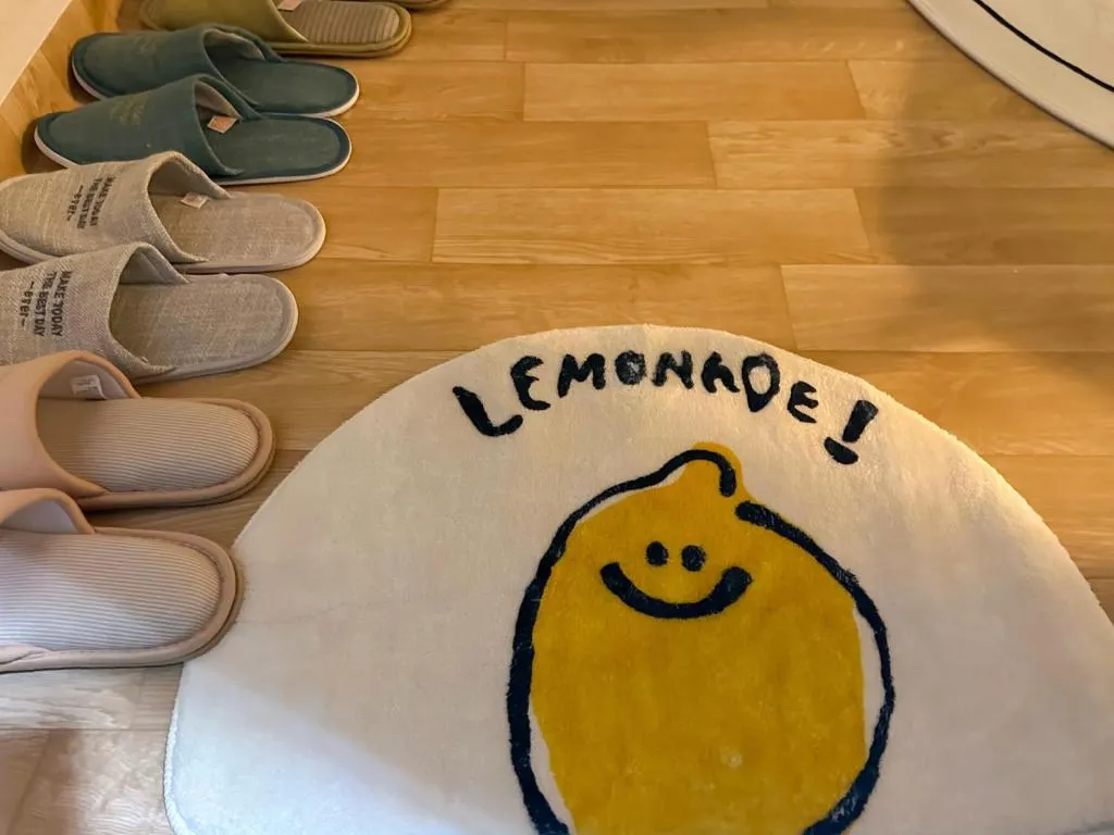 Image of lemon tree