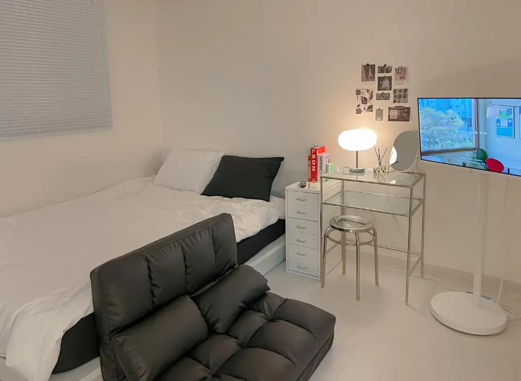 Image of stay on