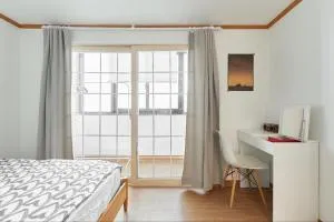 Image 5 of stay on 2